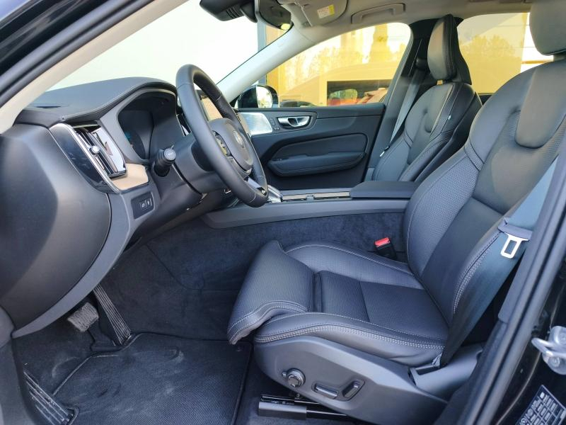 VOLVO XC60 d’occasion à vendre à AVIGNON chez SUÈDE PROVENCE AUTOMOBILES (Photo 10)